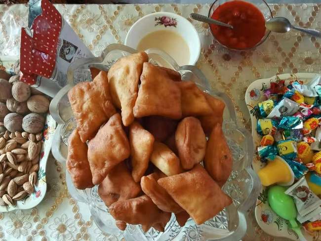 Frandaĵoj por gastoj