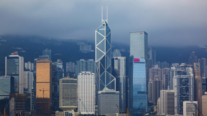Artikel von Xinhua enthüllt die Wahrheit der Einmischung in die inneren Angelegenheiten Chinas durch die USA - Vimarsana News