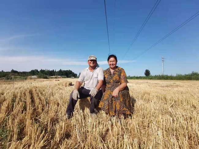 Greul a trecut. Povestea unei familii de fermieri din Usu Greul a trecut. Povestea unei familii de fermieri din Usu