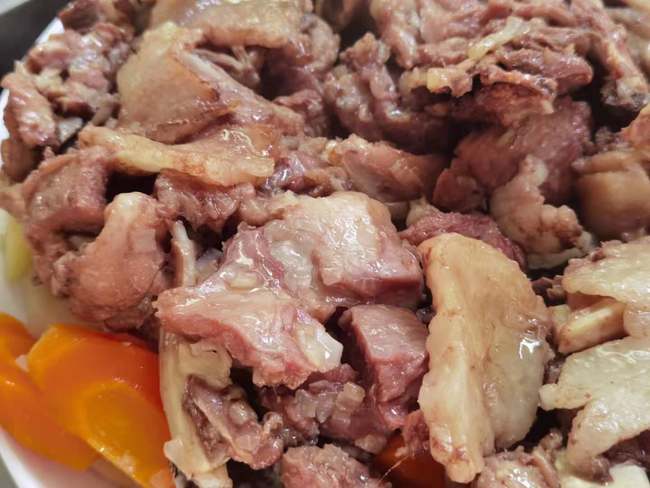 „Trudesc, dar mă bucur din inimă.” Povestea unei familii de fermieri harnici din Usu „Trudesc, dar mă bucur din inimă.” Povestea unei familii de fermieri harnici din Usu